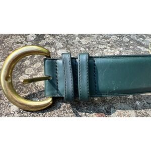 VTG Leather Women's Green 32 Brass Buckle Excellent Condition US made preppy
